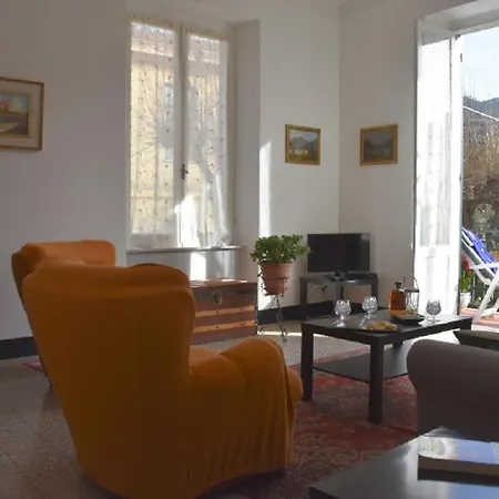4 Seasons Apartment Levanto